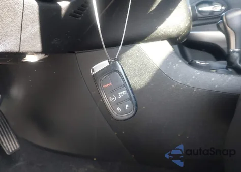 2019 Jeep Cherokee Limited 4X4 из США, поврежденный, VIN 1C4PJMDX3KD299733